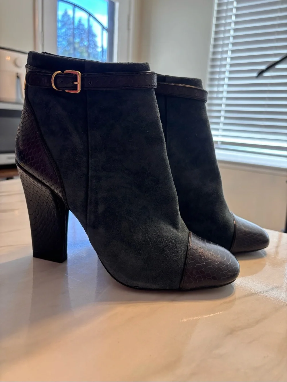 Tory Burch gorgeous tory